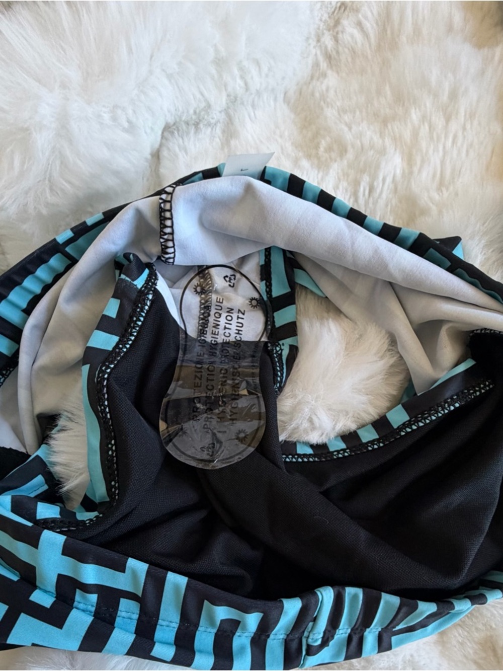 Geometric Aqua and Black 3 Piece Set - Picture 8 of 13